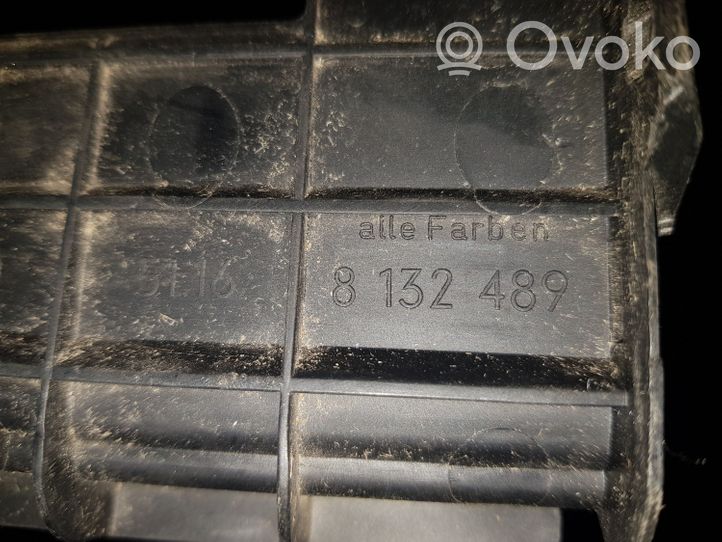 BMW 3 E36 Vaihteenvalitsimen kehys verhoilu muovia 8132489