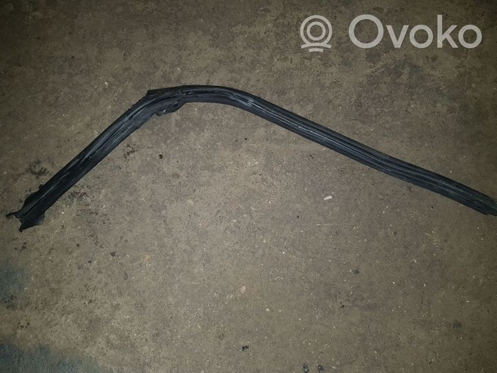 BMW 3 E46 Engine compartment rubber 8215913