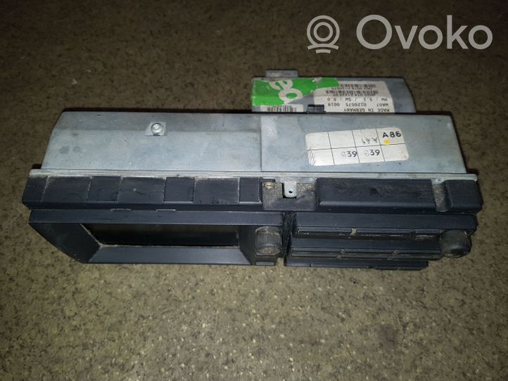 BMW 7 E38 Radio / CD/DVD atskaņotājs / navigācija 8372759