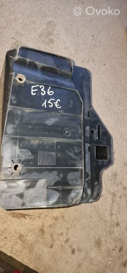 BMW 3 E36 Akkulaatikon alusta 61218361677