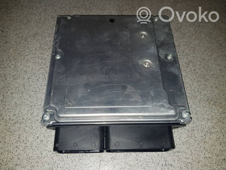 BMW 5 E60 E61 Komputer / Sterownik ECU i komplet kluczy 7799856