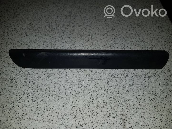 BMW 3 E46 Rivestimento parafango (modanatura) 8208447