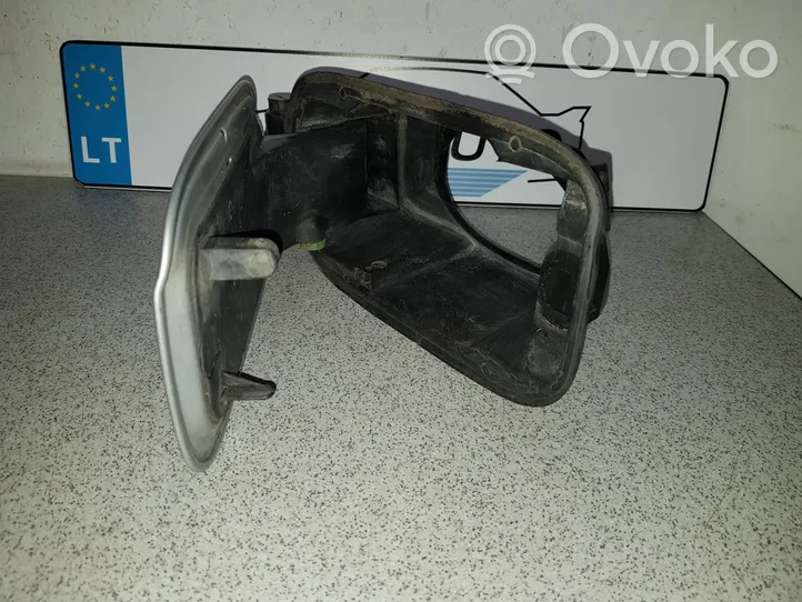 BMW 7 E65 E66 Sportello del serbatoio del carburante 51177003915