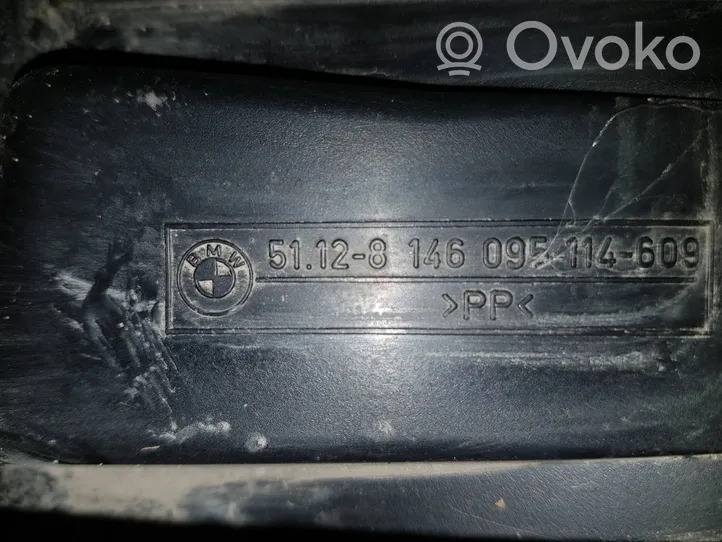 BMW 3 E36 Takapuskurin kannake 51128146095