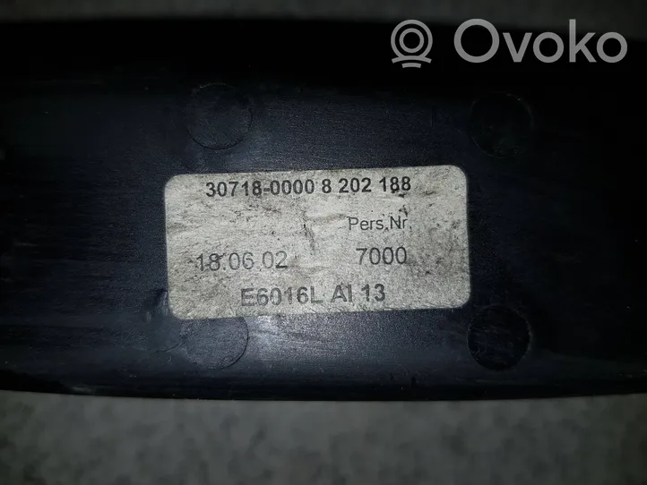 BMW 3 E46 Compartimiento/consola central del panel 8202188