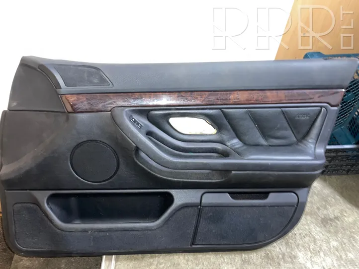 BMW 7 E38 Rivestimento del pannello della portiera anteriore 8213142