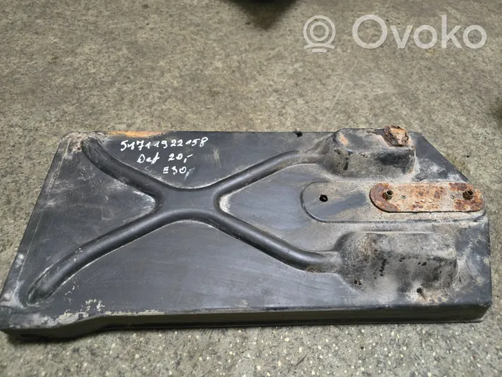 BMW 3 E30 Battery bracket 51711922158