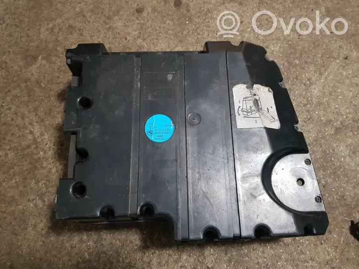 BMW 5 E39 Subwoofer-bassokaiutin 65136910371