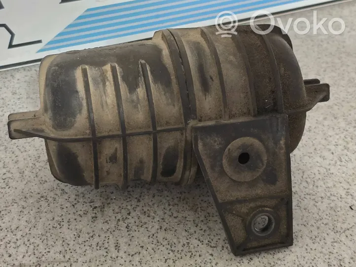 BMW 3 E46 Vakuumo oro talpa 11652247620