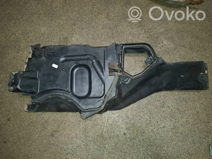 BMW 5 E60 E61 Einzelteil Verkleidung Innenraumfilter 64316921601