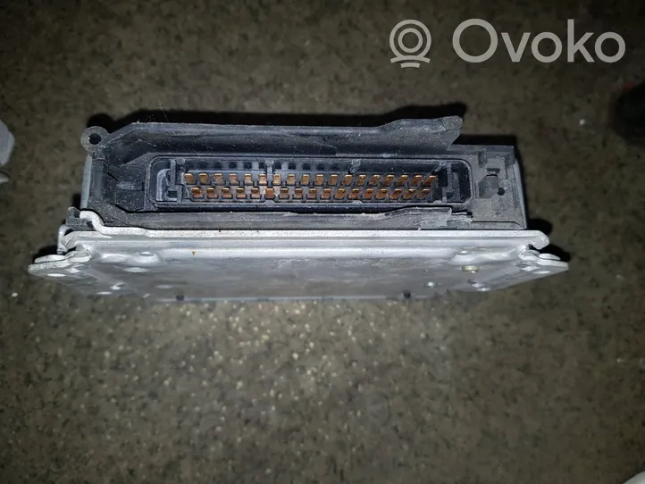 BMW 7 E32 Dzinēja vadības bloks 1722603