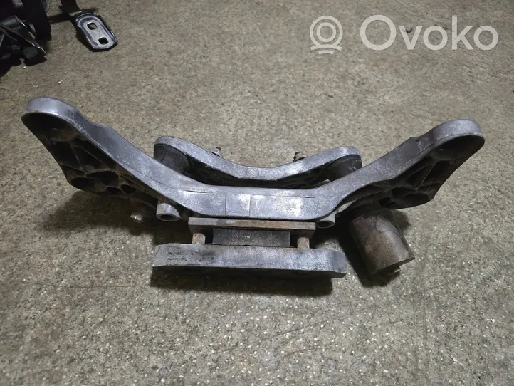 BMW 5 E39 Soporte de montaje del motor 1093668