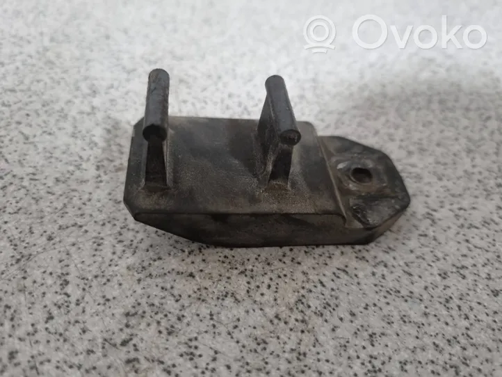 BMW 5 E39 Soporte para el marco panal de radiador 2247896