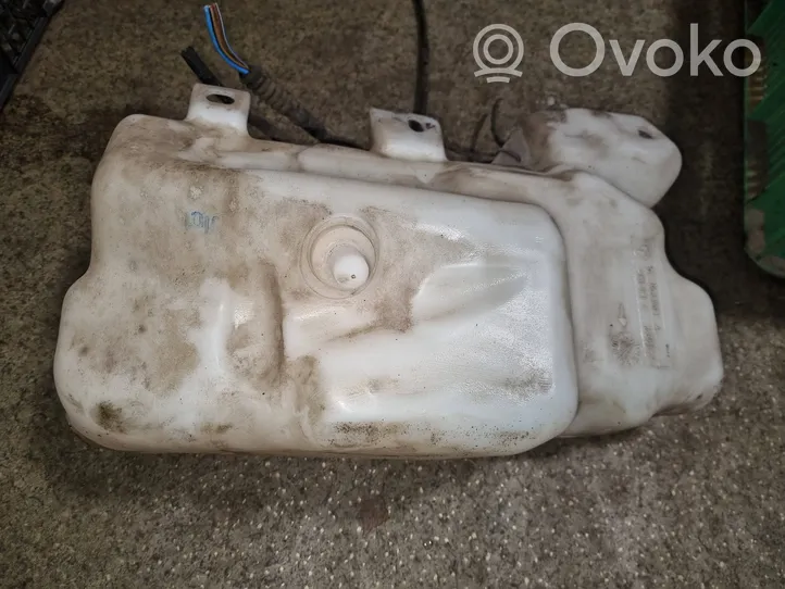 BMW 5 E39 Windshield washer fluid reservoir/tank 8364941