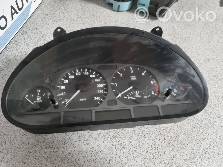 BMW 3 E46 Geschwindigkeitsmesser Cockpit 6932896