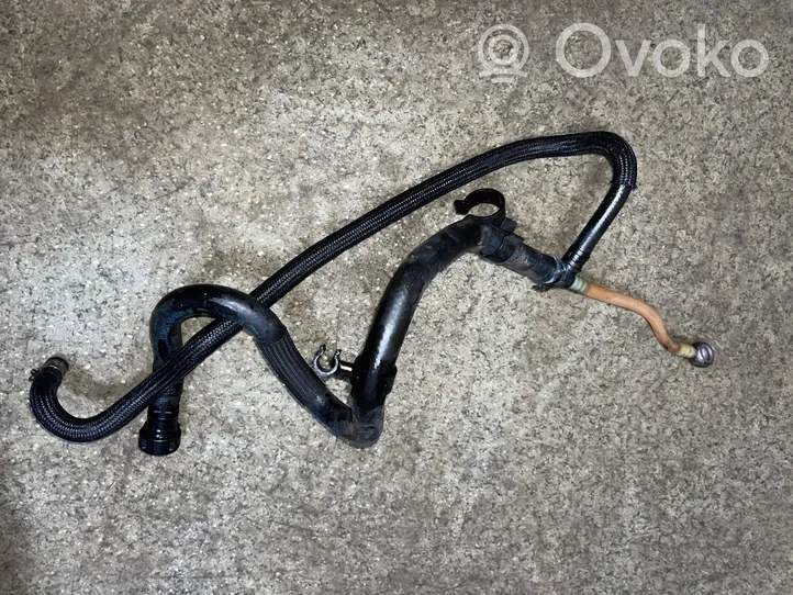 BMW 5 E60 E61 Fuel line/pipe/hose 13537797541