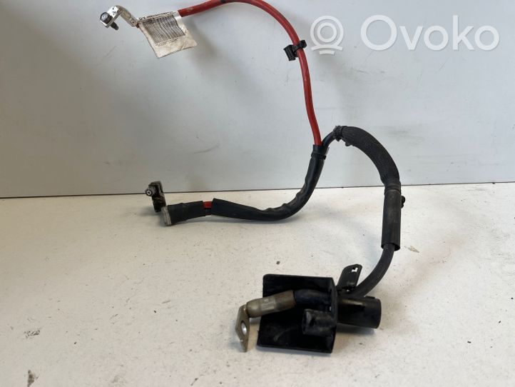 Volkswagen Golf VII Câble de batterie positif 5Q0971228K