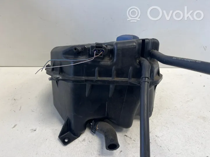 Volkswagen Touareg I Serbatoio di compensazione del liquido refrigerante/vaschetta 7L0121407E