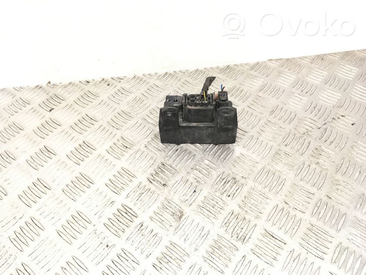 Mercedes-Benz Sprinter W906 Glow plug pre-heat relay 0005453516