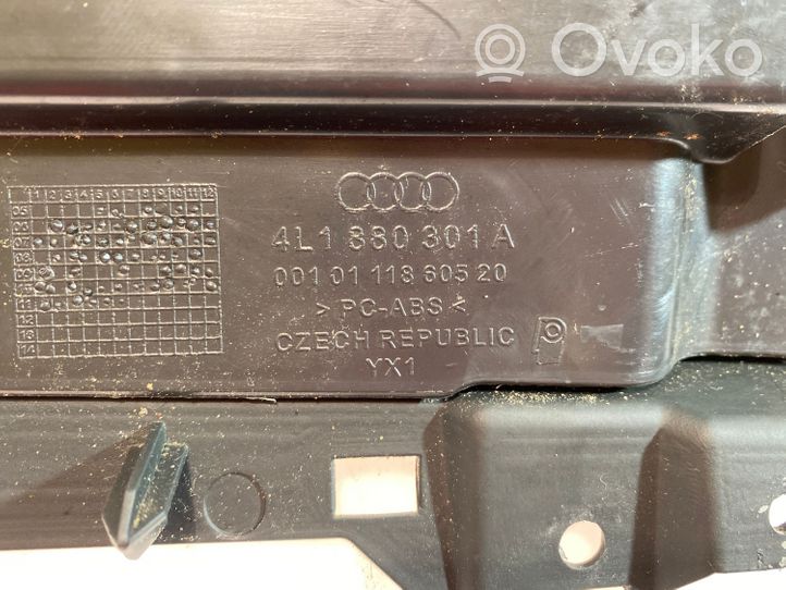 Audi Q7 4L Vairo apdaila 4L1880301A