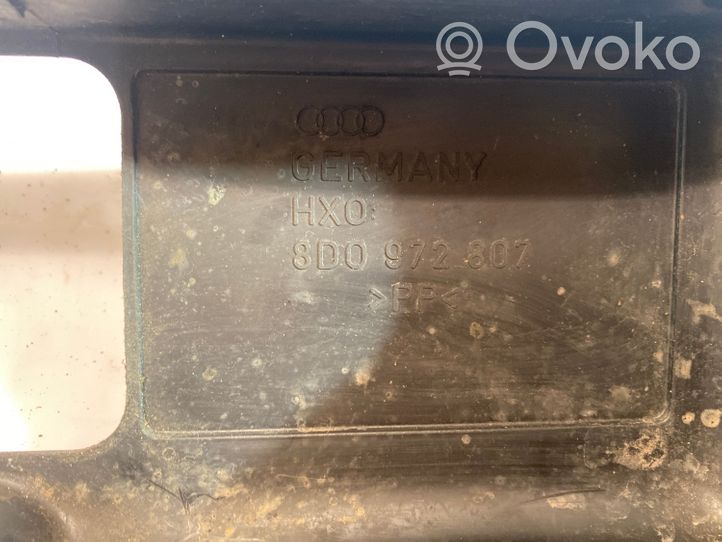 Volkswagen PASSAT B5 Inne części wnętrza samochodu 8D0972807