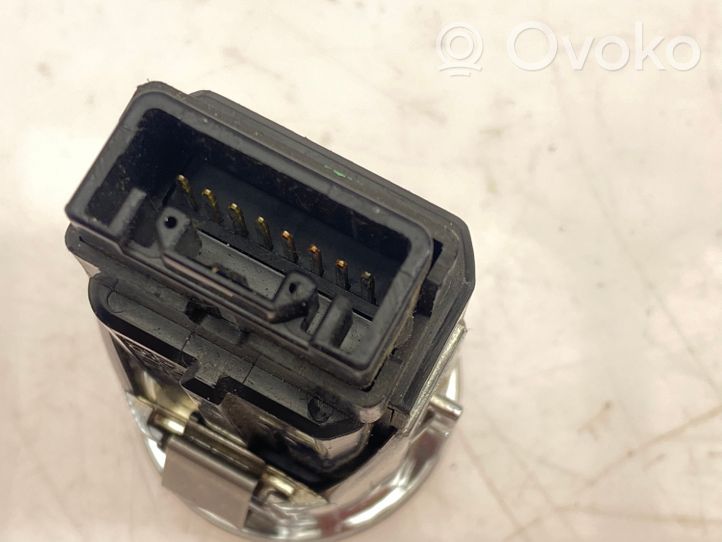 Toyota Corolla Verso E121 Interruptor de encendido/apagado del motor 6842V59B