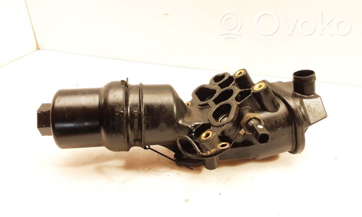 Audi A4 S4 B7 8E 8H Supporto di montaggio del filtro dell’olio 06F115397F