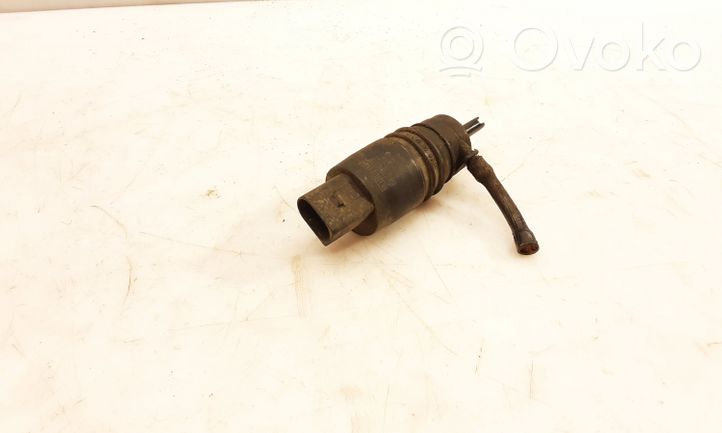 Audi A4 S4 B6 8E 8H Pompe de lave-glace de pare-brise 921168