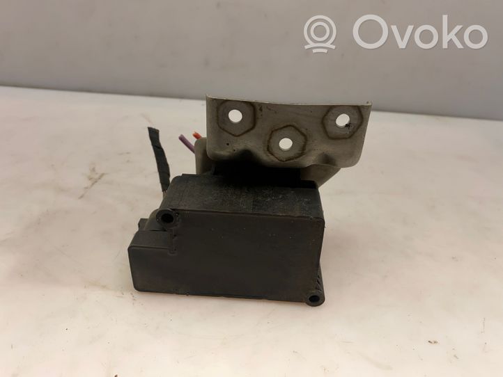 Audi A8 S8 D3 4E Blocco valvola della sospensione pneumatica 4E0616014B