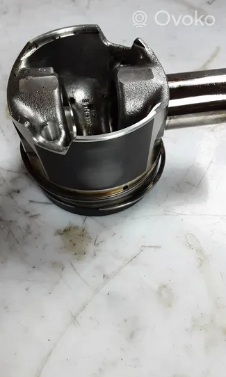 Audi A6 C7 Piston 065DF