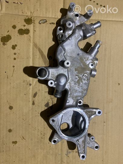 Subaru Forester SK Tuyau de liquide de refroidissement moteur 14050AB300