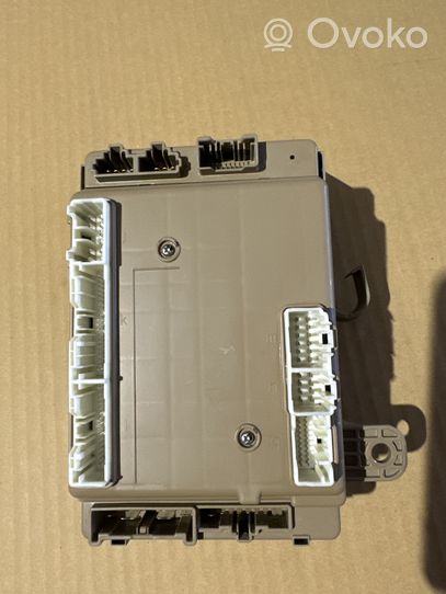 Subaru Outback (BT) Module confort 82201AN80A