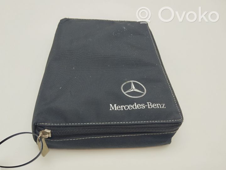 Mercedes-Benz C W203 Manuel de l'utilisateur 2035849997