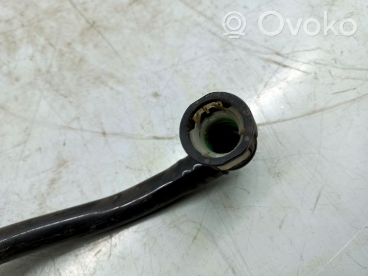 Volkswagen Jetta VI Tuyau d'alimentation conduite de carburant 5C0201160A