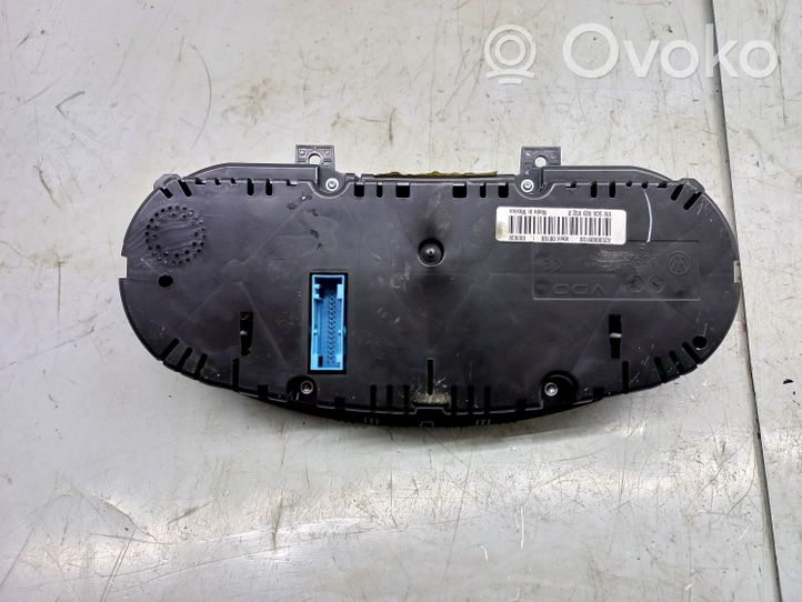 Volkswagen Jetta VI Compteur de vitesse tableau de bord 5C6920952B