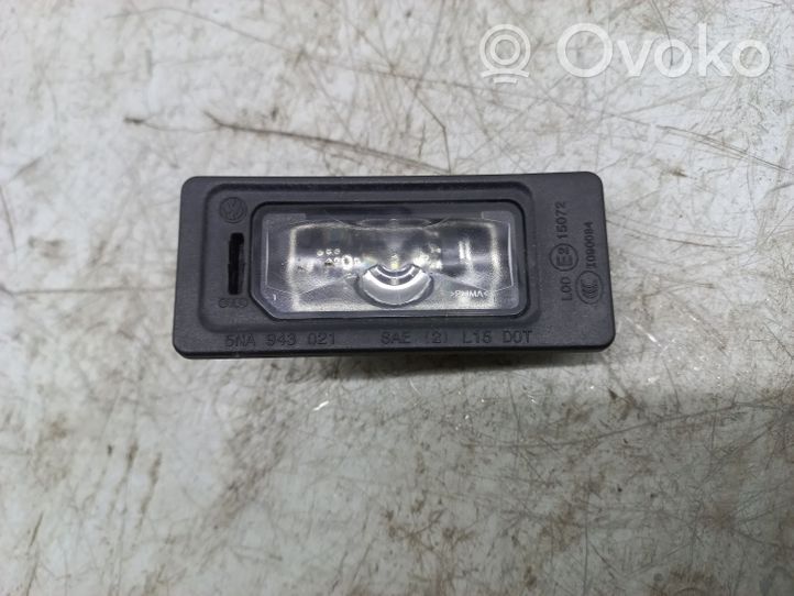 Volkswagen Jetta USA Lampa oświetlenia tylnej tablicy rejestracyjnej 5N0943021