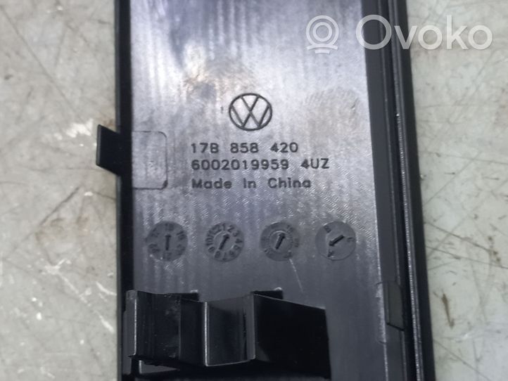 Volkswagen Jetta USA Listwa tapicerki drzwi przednich 17B858420