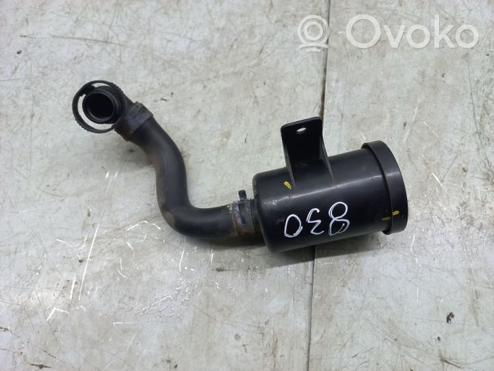 Volkswagen Jetta USA Serbatoio a carbone attivo per il recupero vapori carburante 5C0906621