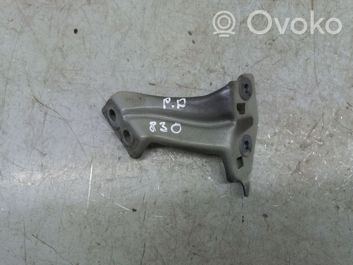 Volkswagen Jetta USA Supporto di montaggio del parafango 17A821138