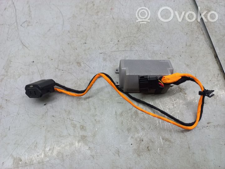 Volkswagen Touareg II Convertitore di tensione inverter 7P6907155D