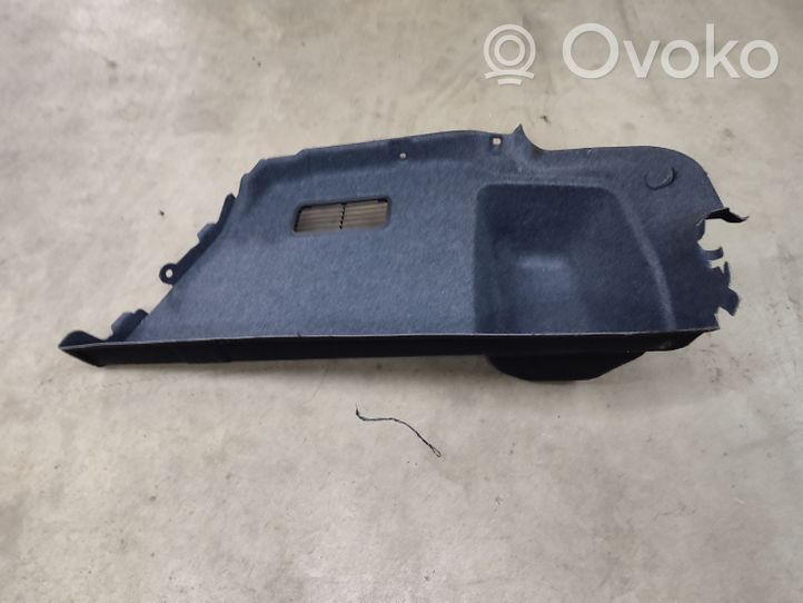 Audi A4 S4 B6 8E 8H Apatinis, bagažinės šono, apdailos skydas 8E5863888