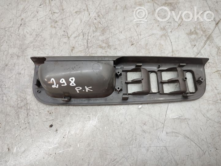 Skoda Octavia Mk1 (1U) Support bouton lève vitre porte avant 1U1867171