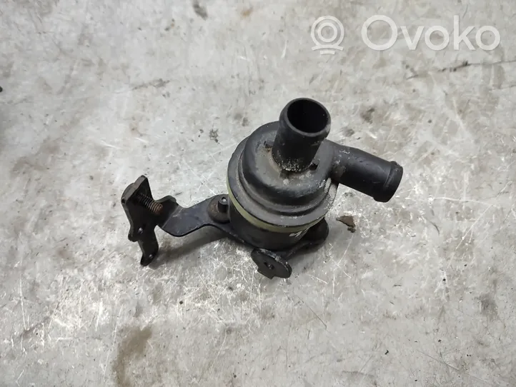 Porsche Cayenne (92A) Pompe à eau de liquide de refroidissement 059121012B