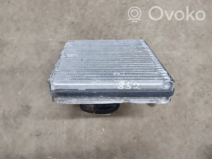 Volkswagen Jetta VI Heater blower radiator 