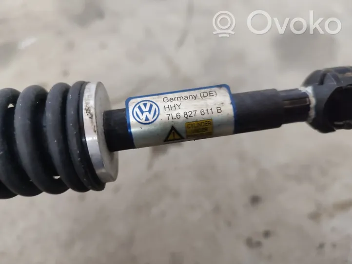 Volkswagen Touareg I Pompe, vérin hydraulique de hayon 7L6827611B