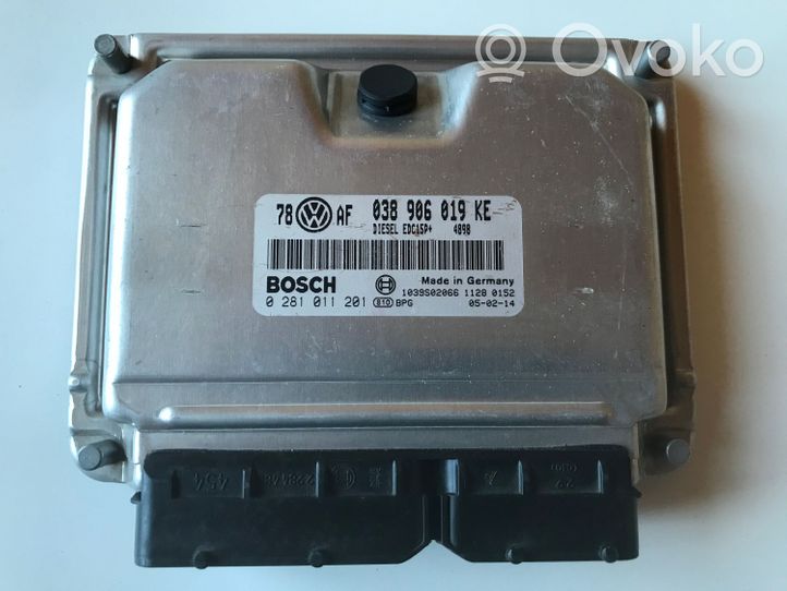 Volkswagen PASSAT B5.5 Sterownik / Moduł ECU 038906019KE