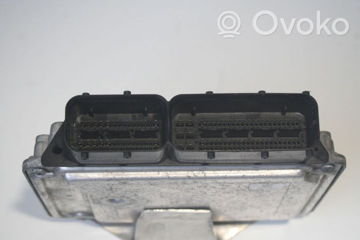 Volkswagen Golf V Sterownik / Moduł ECU 03G906056K