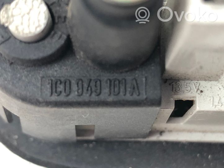 Volkswagen New Beetle Indicatore di direzione del parafango anteriore 1C0949101A