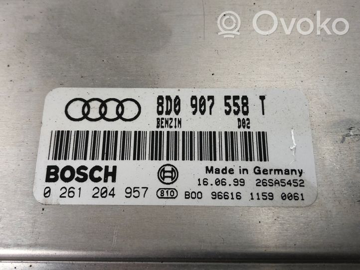 Audi A4 S4 B5 8D Jednostka sterująca bramą 8D0907558T