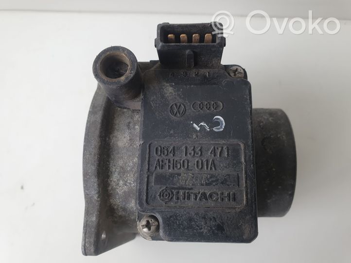 Audi 100 S4 C4 Przepływomierz masowy powietrza MAF 054133471